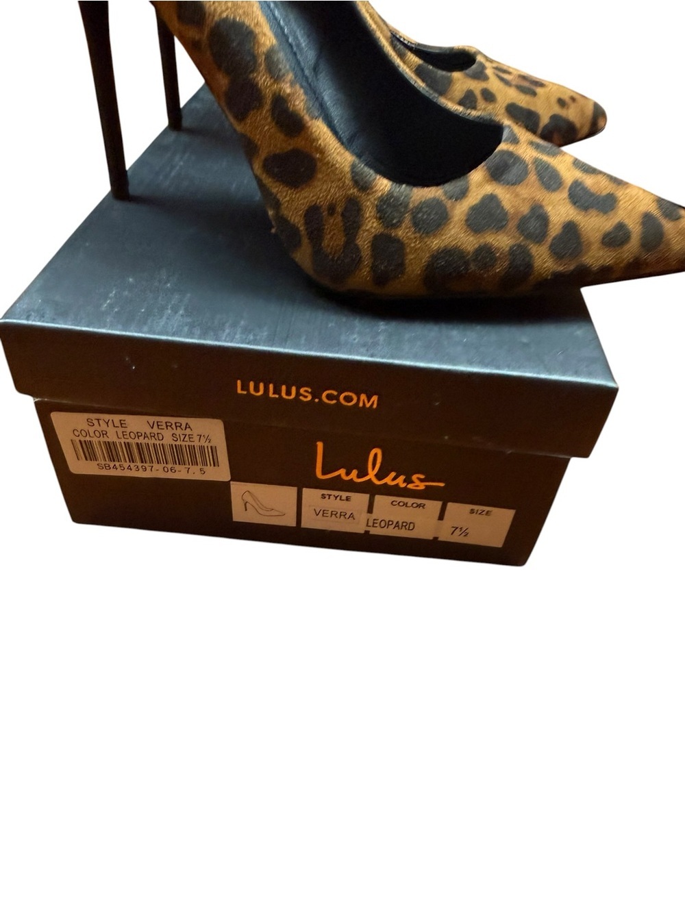 Lulu's Animal Print Stilettos 7.5 - Picture 3 of 14